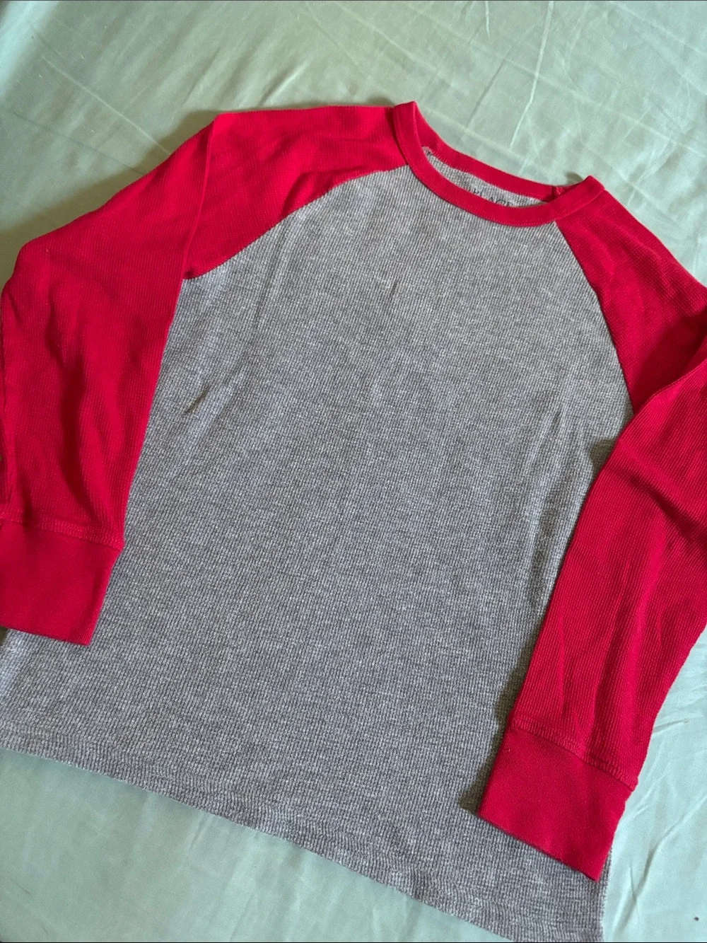 The Children's Place Gray & Red Raglan Knit Sweater
